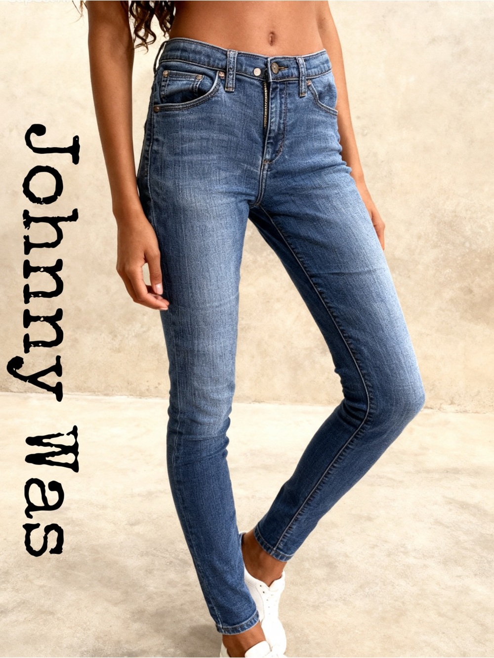 JOHNNY WAS
Classic Women's Blue Skinny Jeans